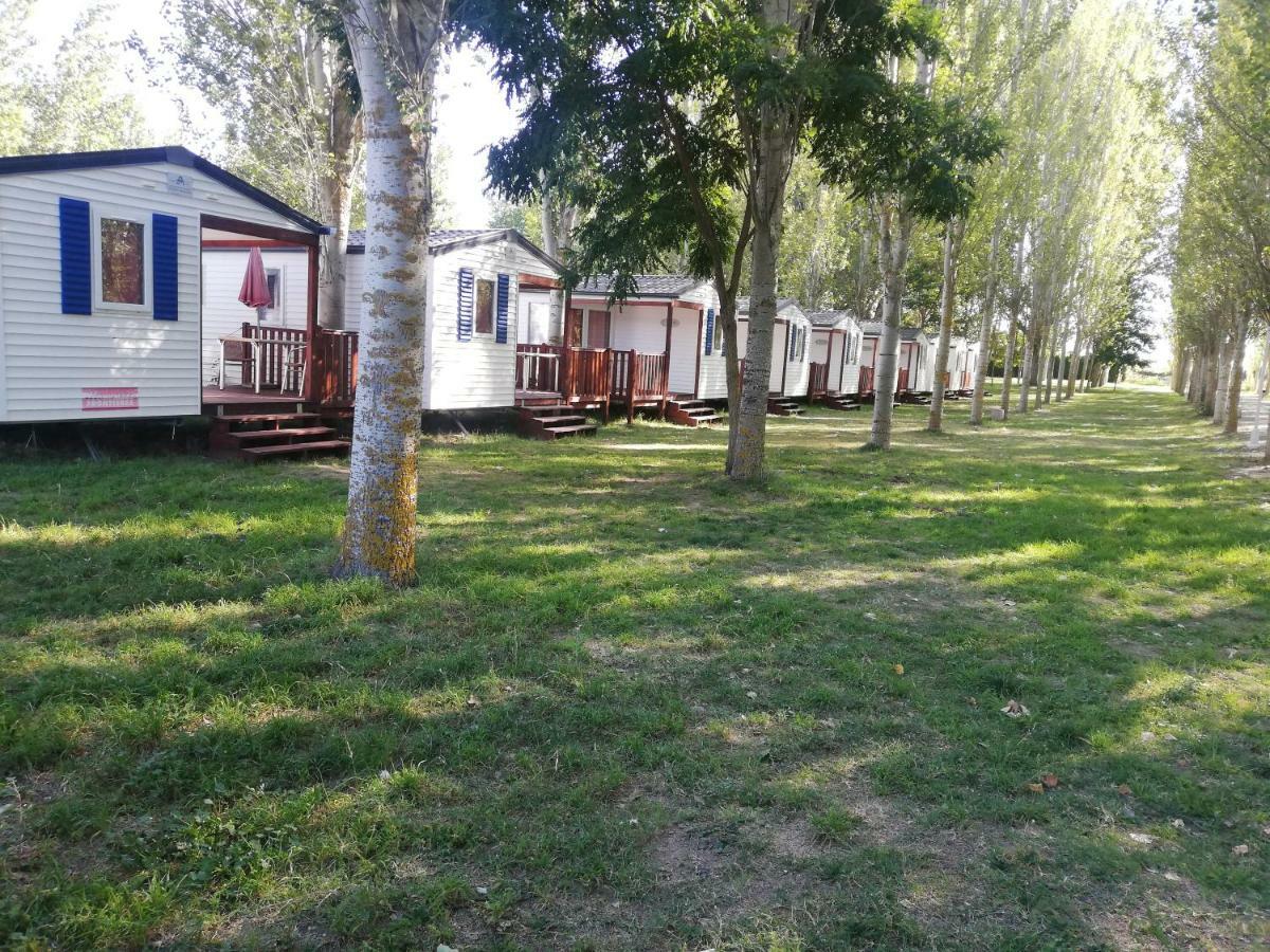 Hotel Camping El Tormes Alba De Tormes Exterior foto
